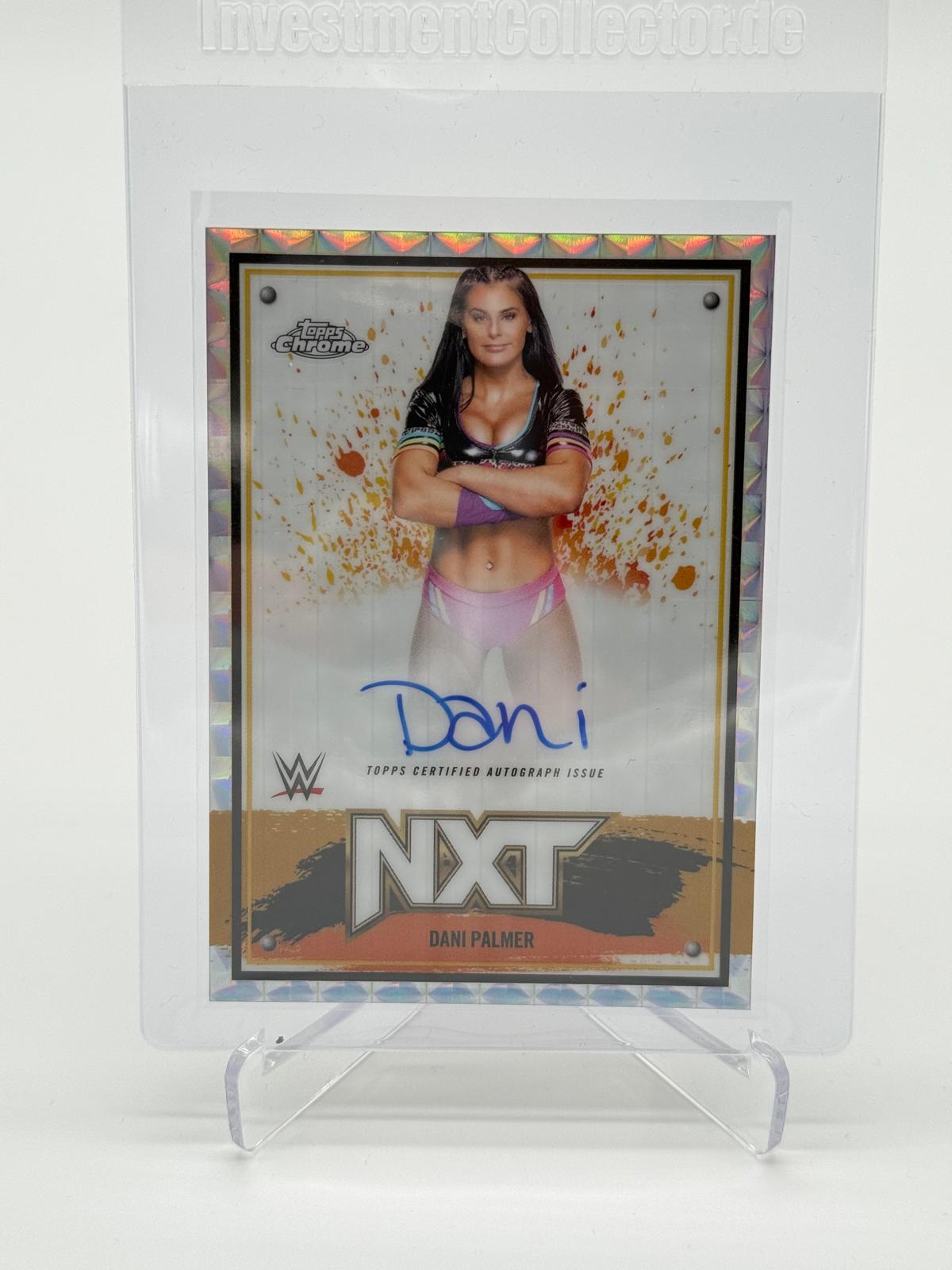 2025 Topps Chrome WWE Dani Palmer Geometric Auto