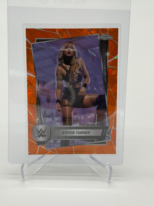 2025 Topps Chrome WWE Sapphire Stevie Turner /25